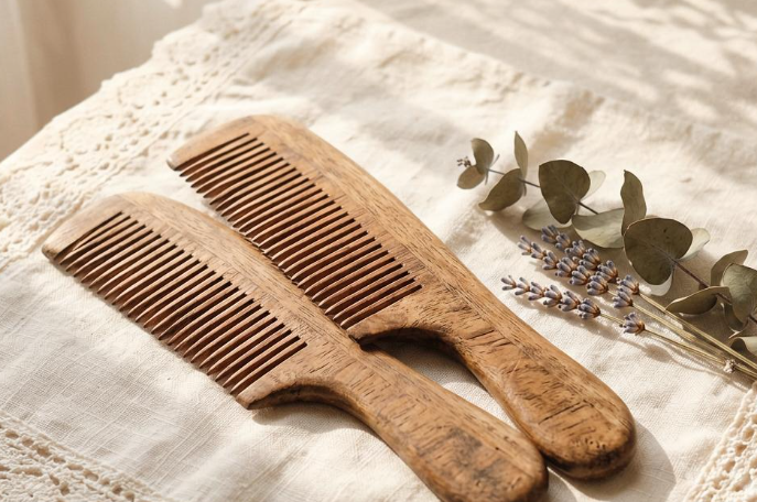 Les peignes en bois empêchent-ils la casse des cheveux ? Un guide complet
